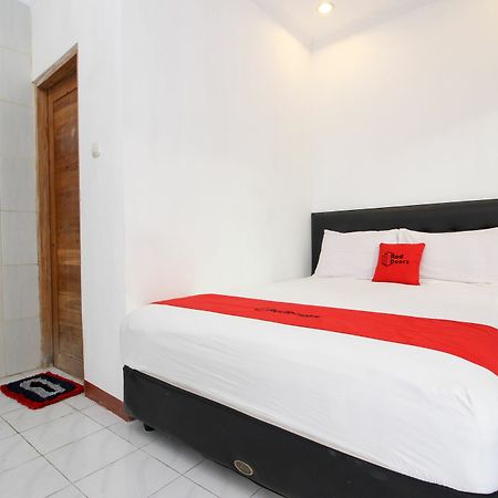 Reddoorz Plus @ Prawirotaman 3 Yogyakarta Exterior photo